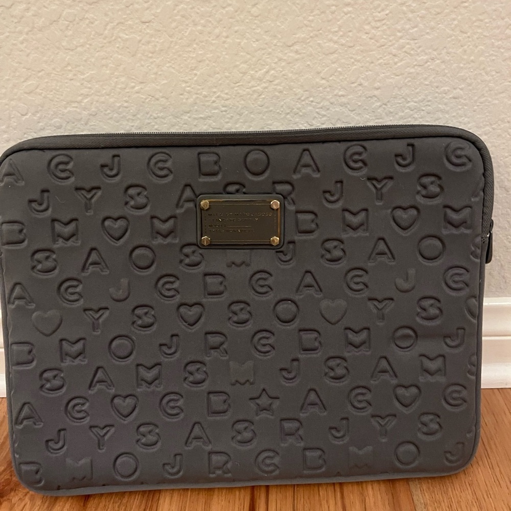 COPY - Marc Jacobs Laptop  Gray Sleeve